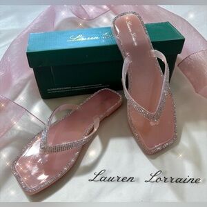 Lauren Lorraine Size 7.5 Blush Pink Rhinestone Trim Thong Sandals NEW IN BOX!